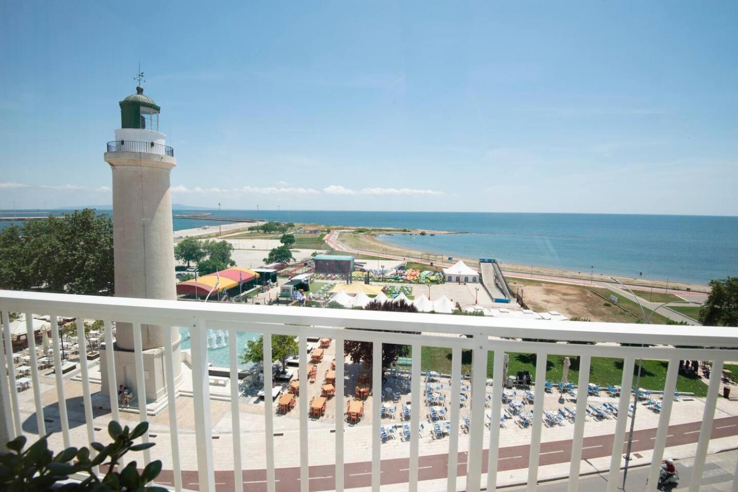 Lighthouse Apartments Alejandrópolis Exterior foto